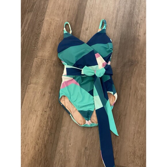 NWT Designer Hermoza Amelia V-Neck Wrap One Piece Tummy Control Swimsuit Size 2 - Picture 2 of 7